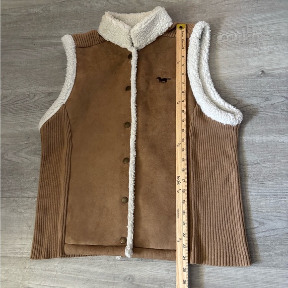 VTG Horse Vest Women’s XL Rod’s Equestrian Rodeo Farm Tan Sherpa Lining 90’s - Picture 3 of 5
